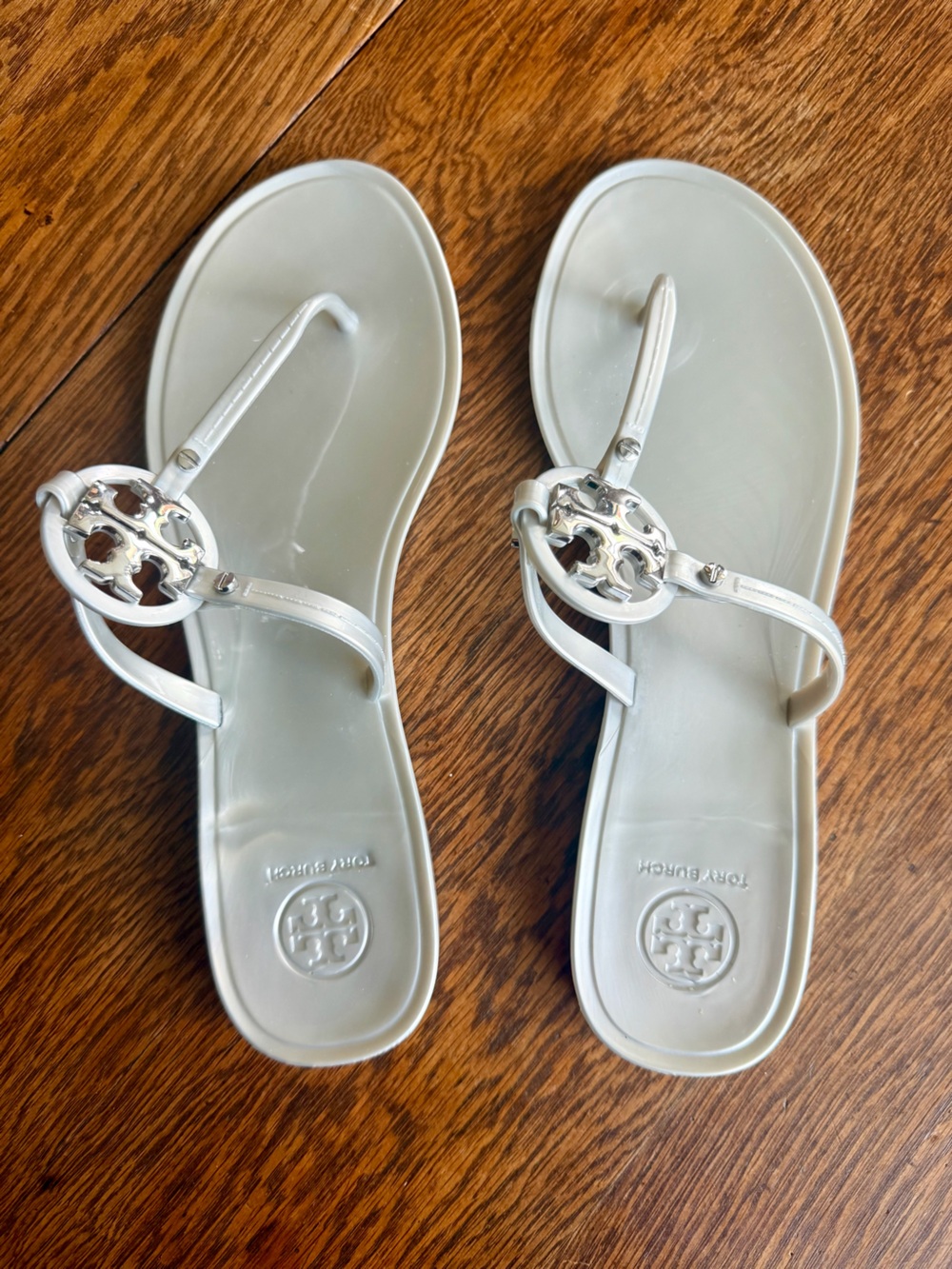 Tory Burch White Logo Jelly Thong Sandals - Picture 1 of 5